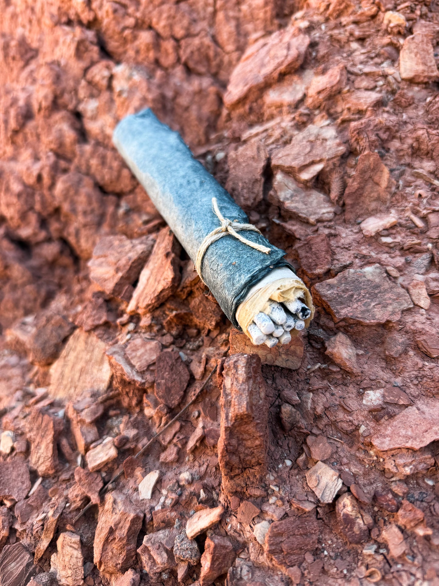 INCAUSA COPAL INCENSE SCROLL