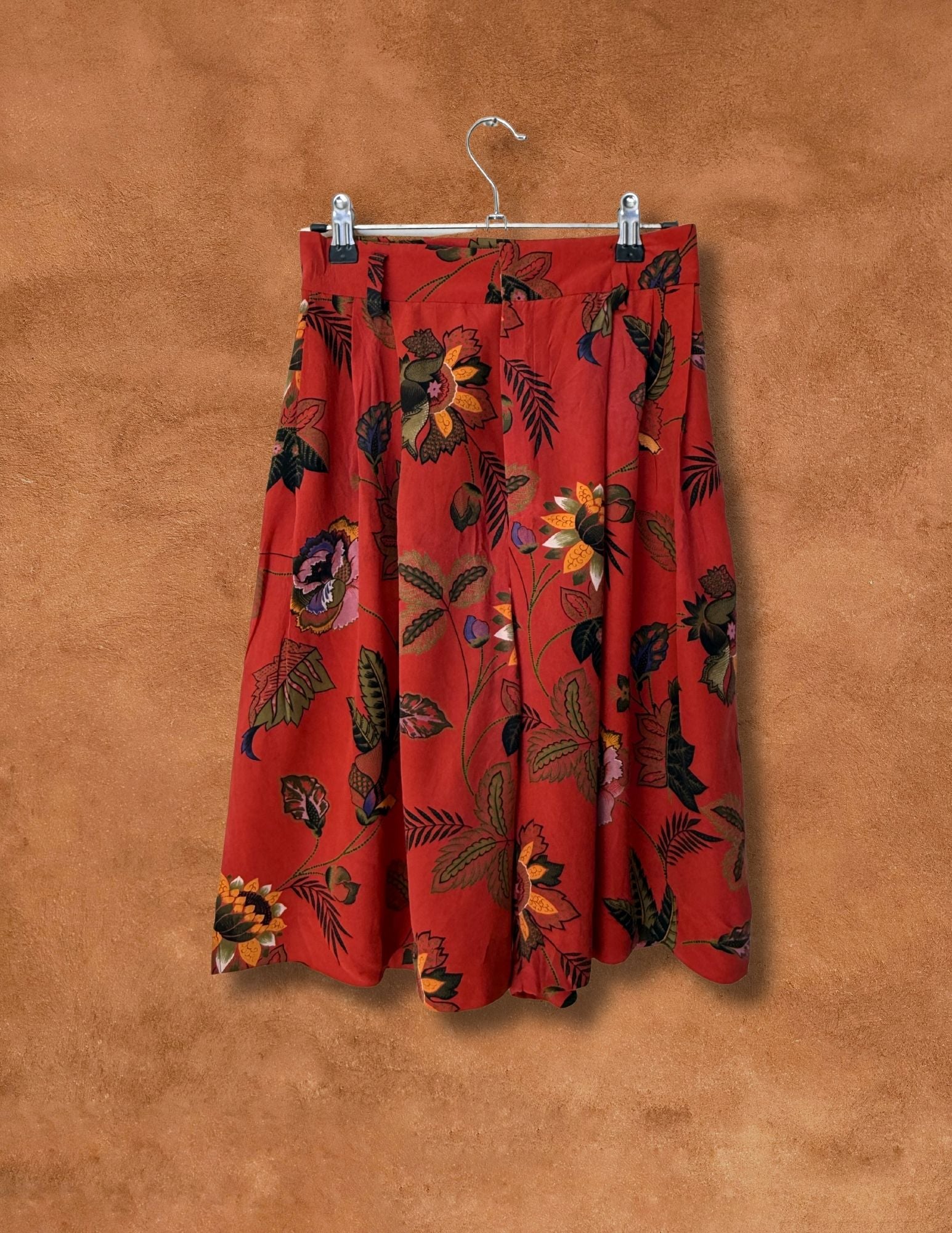 Vintage 80s High Waisted Silk Shorts- 25 x 11