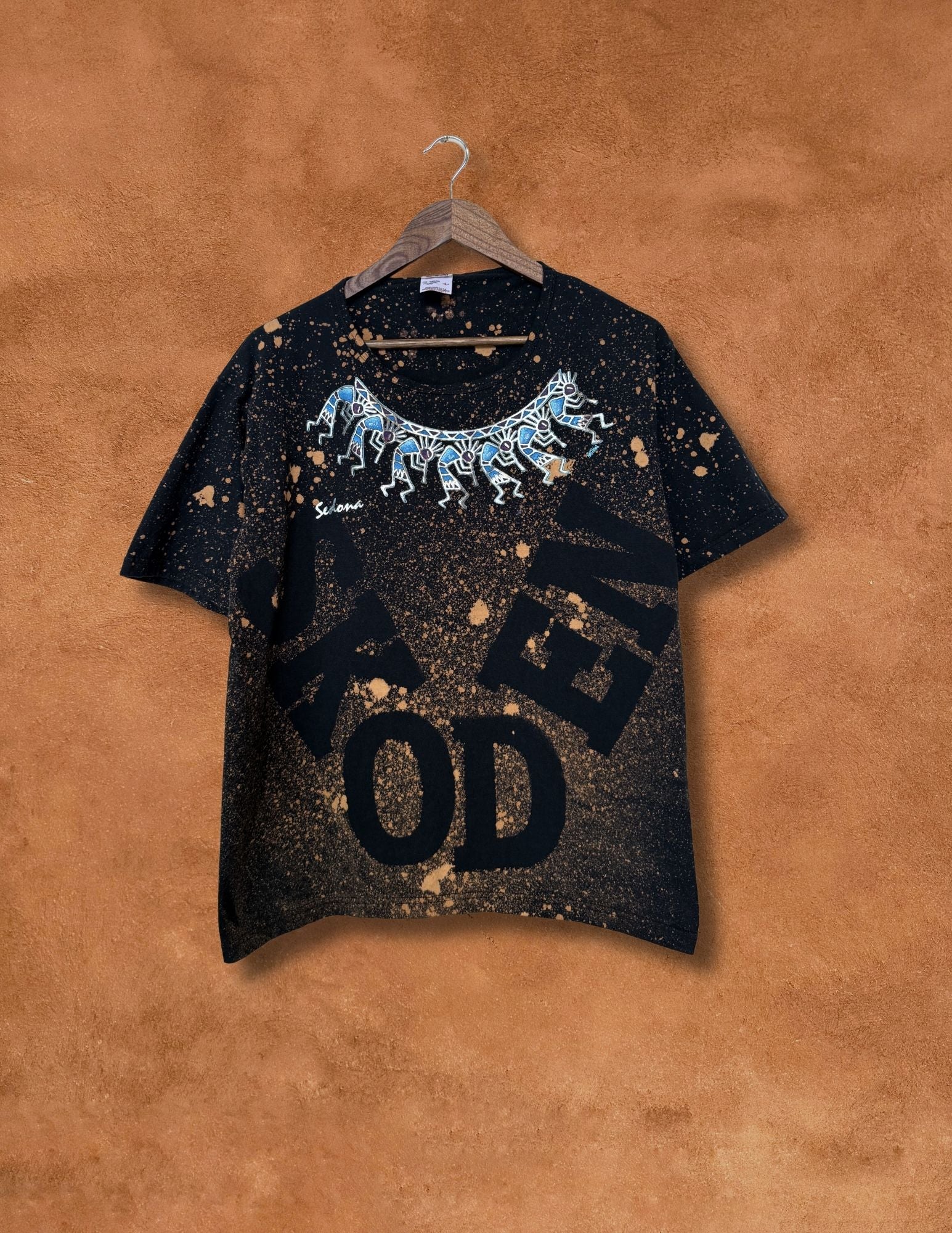 Upcycled Vintage Tee- Skoden 42 x 26