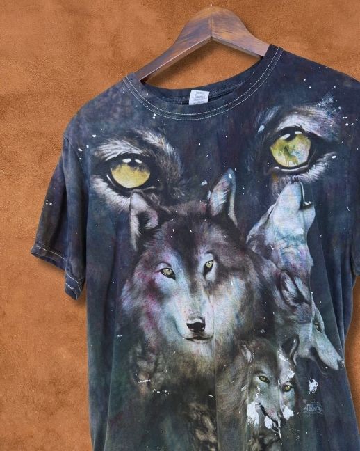 Upcycled Vintage 80s Wolf Tee