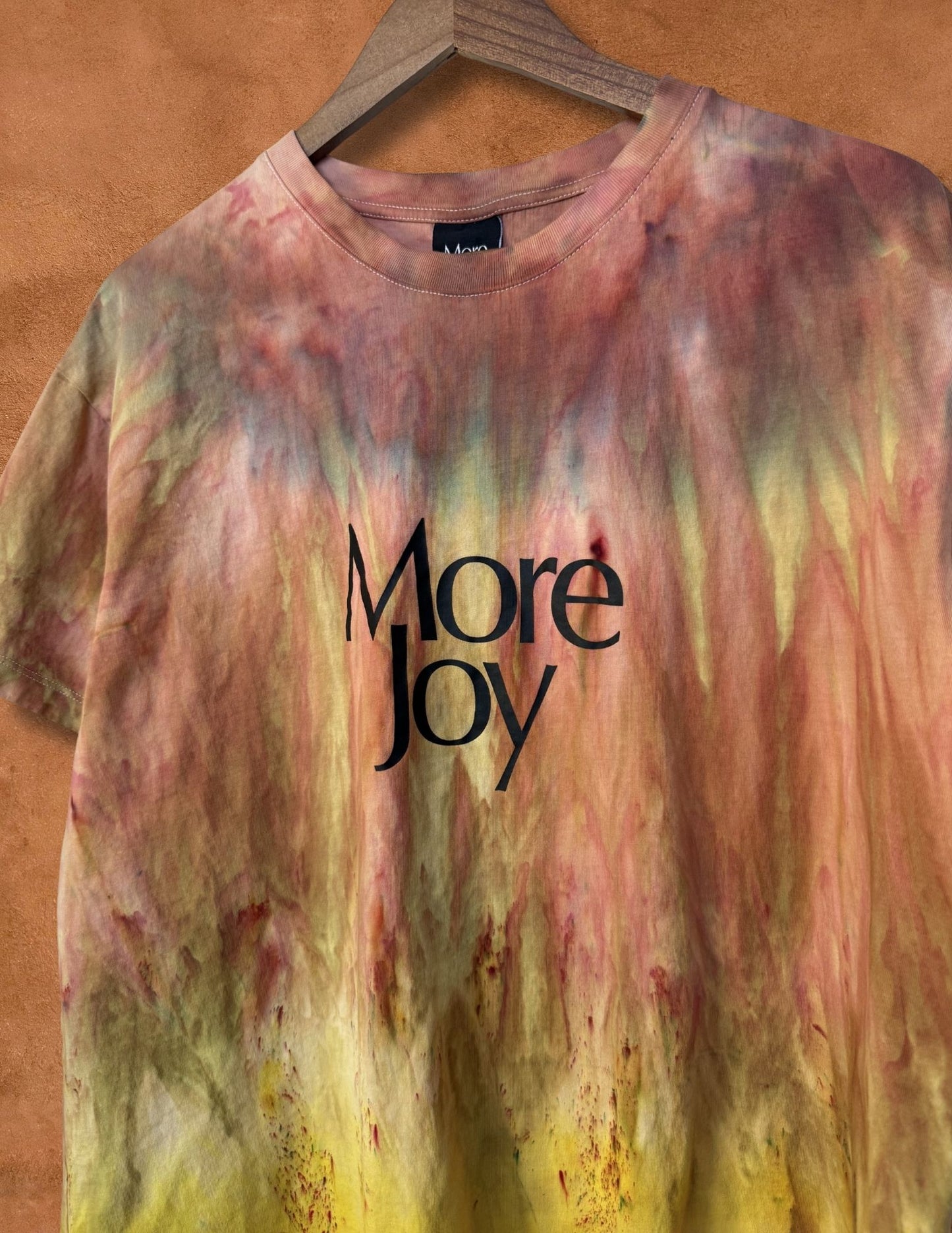 Upcycled Vintage Tee 44 x 26 More Joy