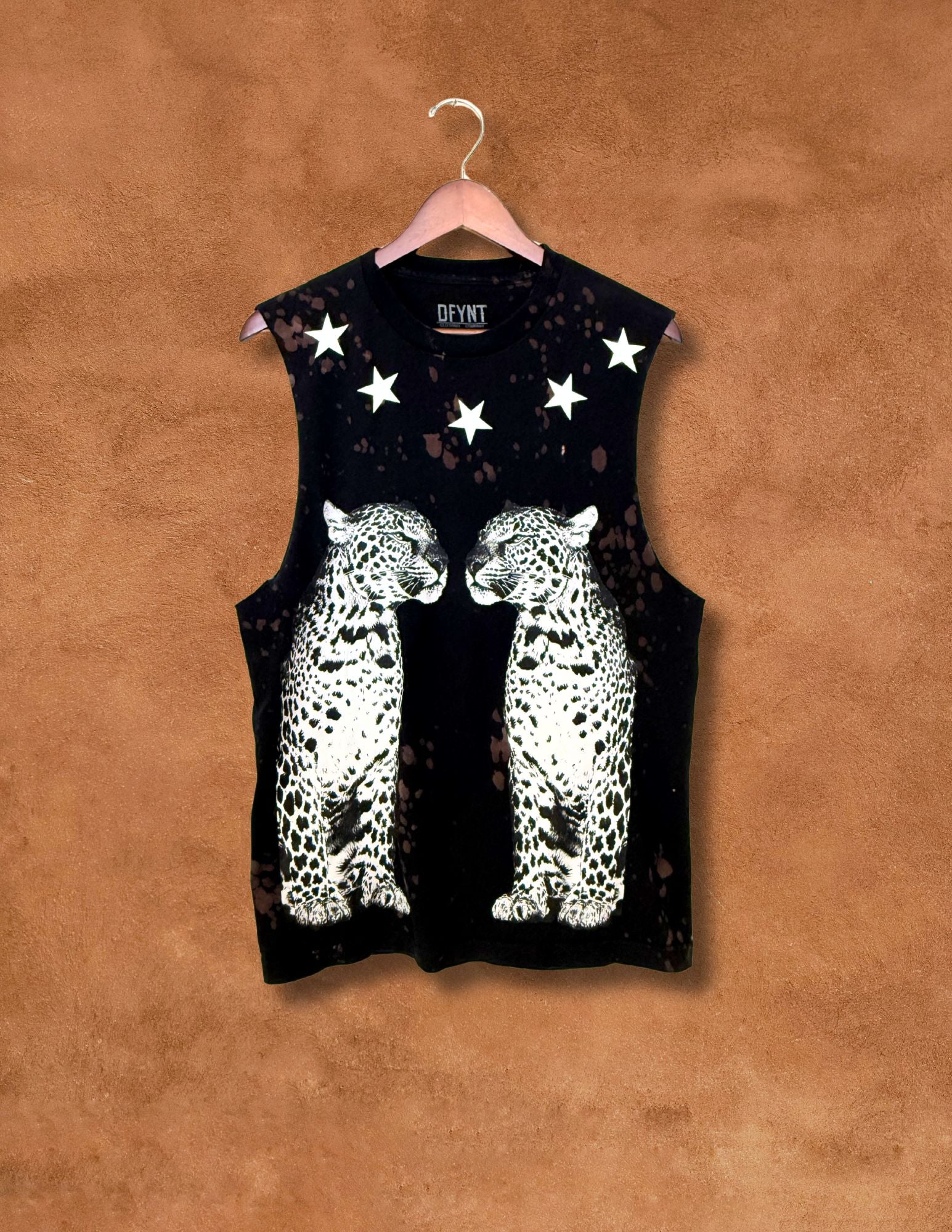 Upcycled Vintage Tee- Twin Leopards 40 x 29
