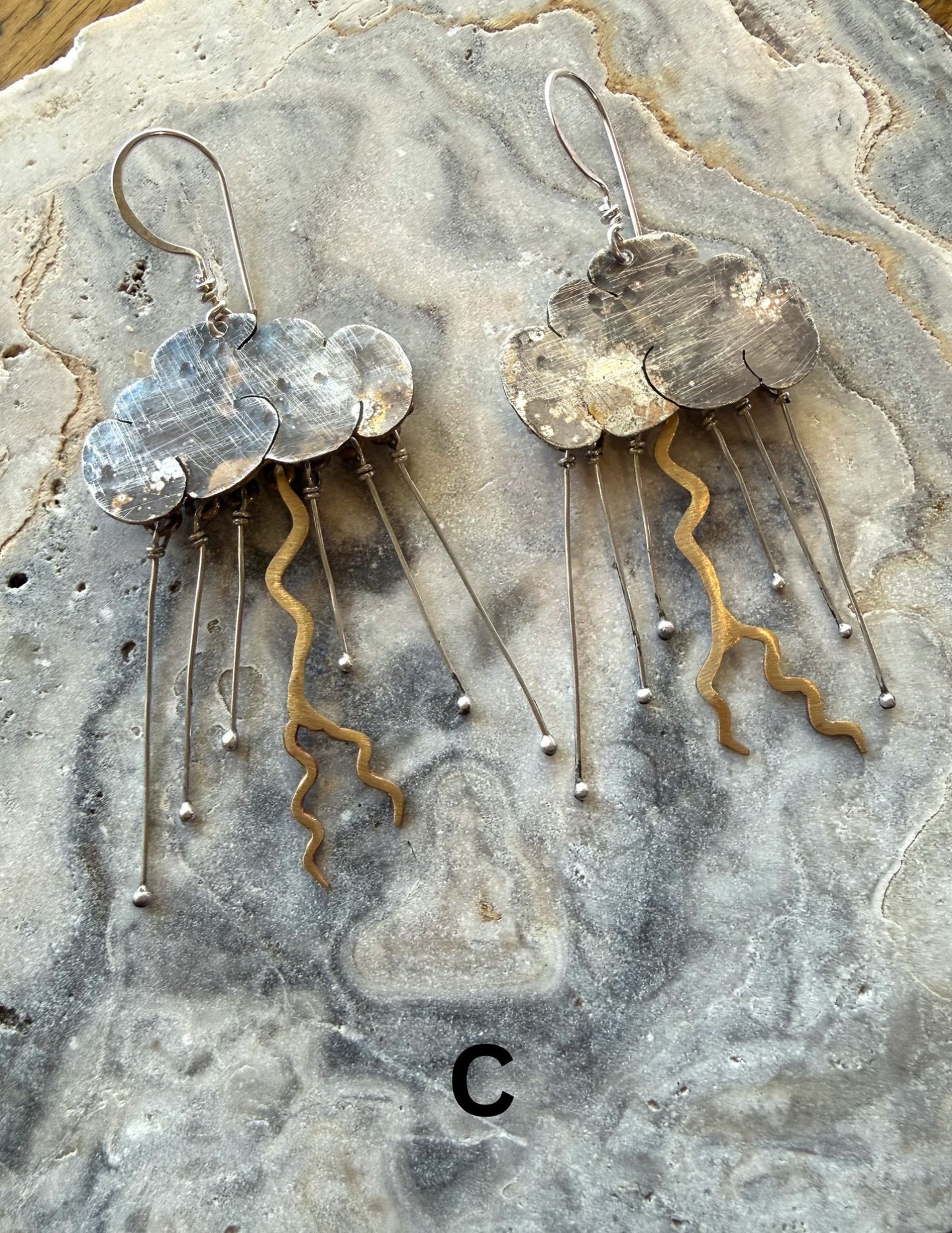 Neoancient  Lluvia y Rayo Earrings