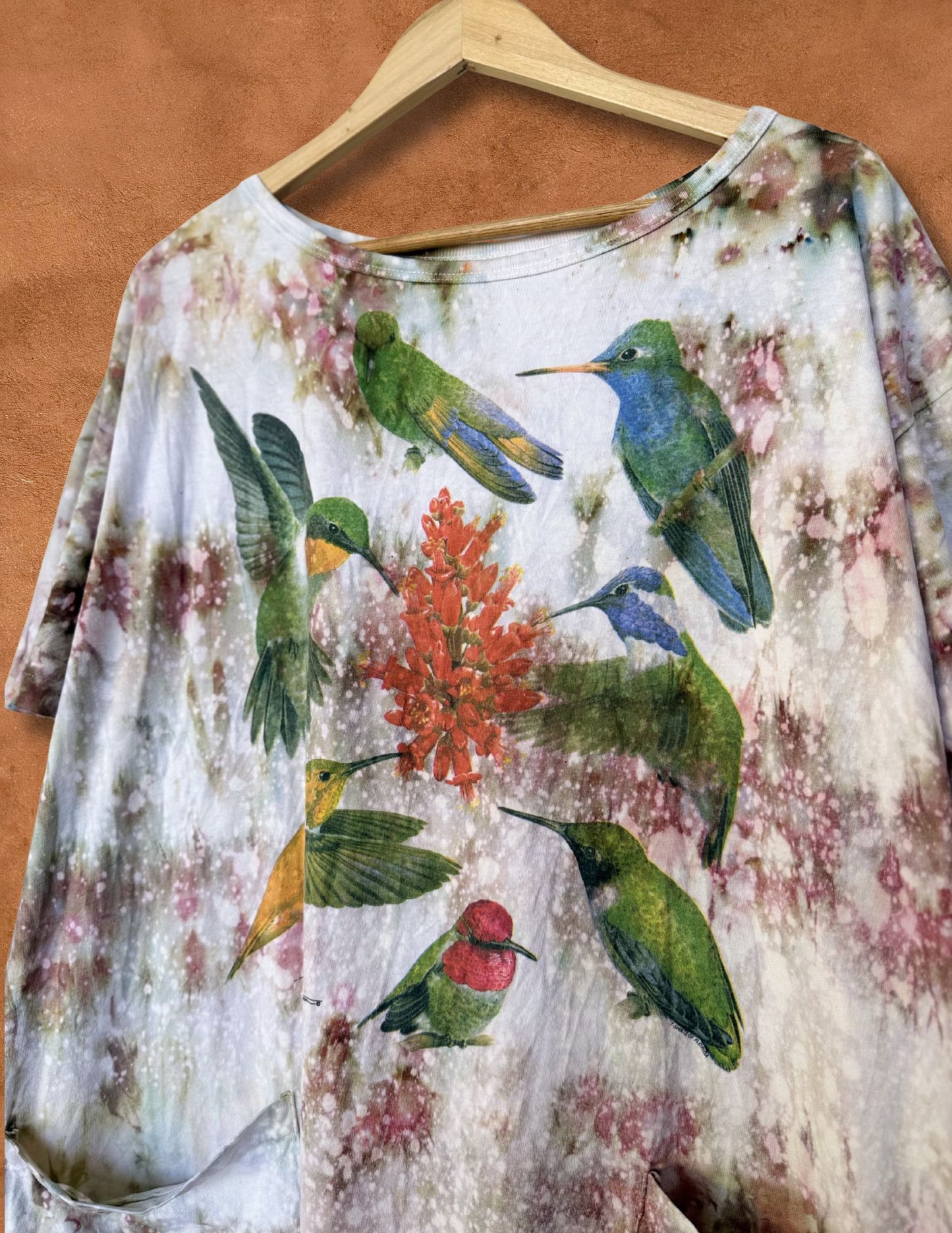 Upcycled Vintage 80s Hummingbird Tee Dress 52 x 36