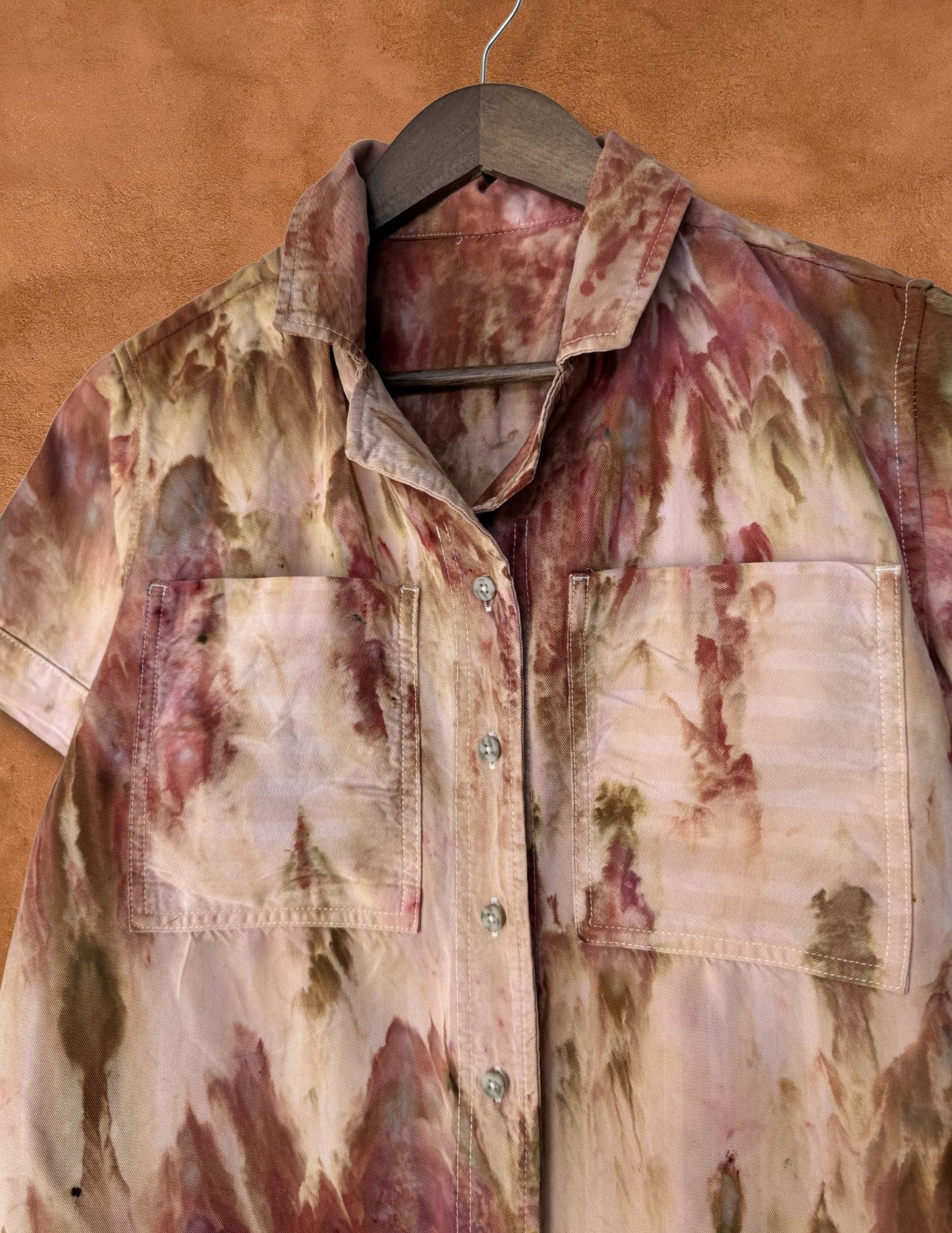 Upcycled Vintage Boxy Shirt 42 x 23