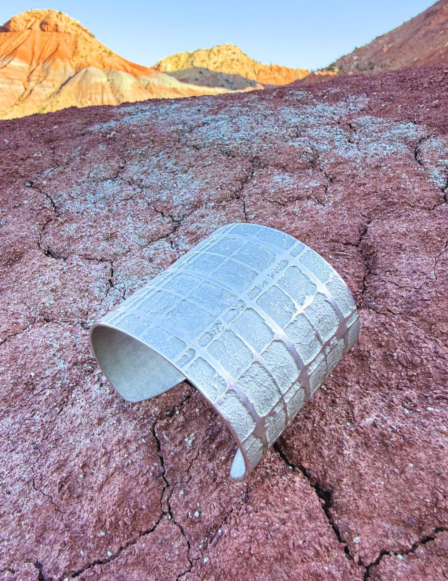 ++ Navajo Made Sterling Silver Plaid Cuff++ by  Diné artist Gino Antonio