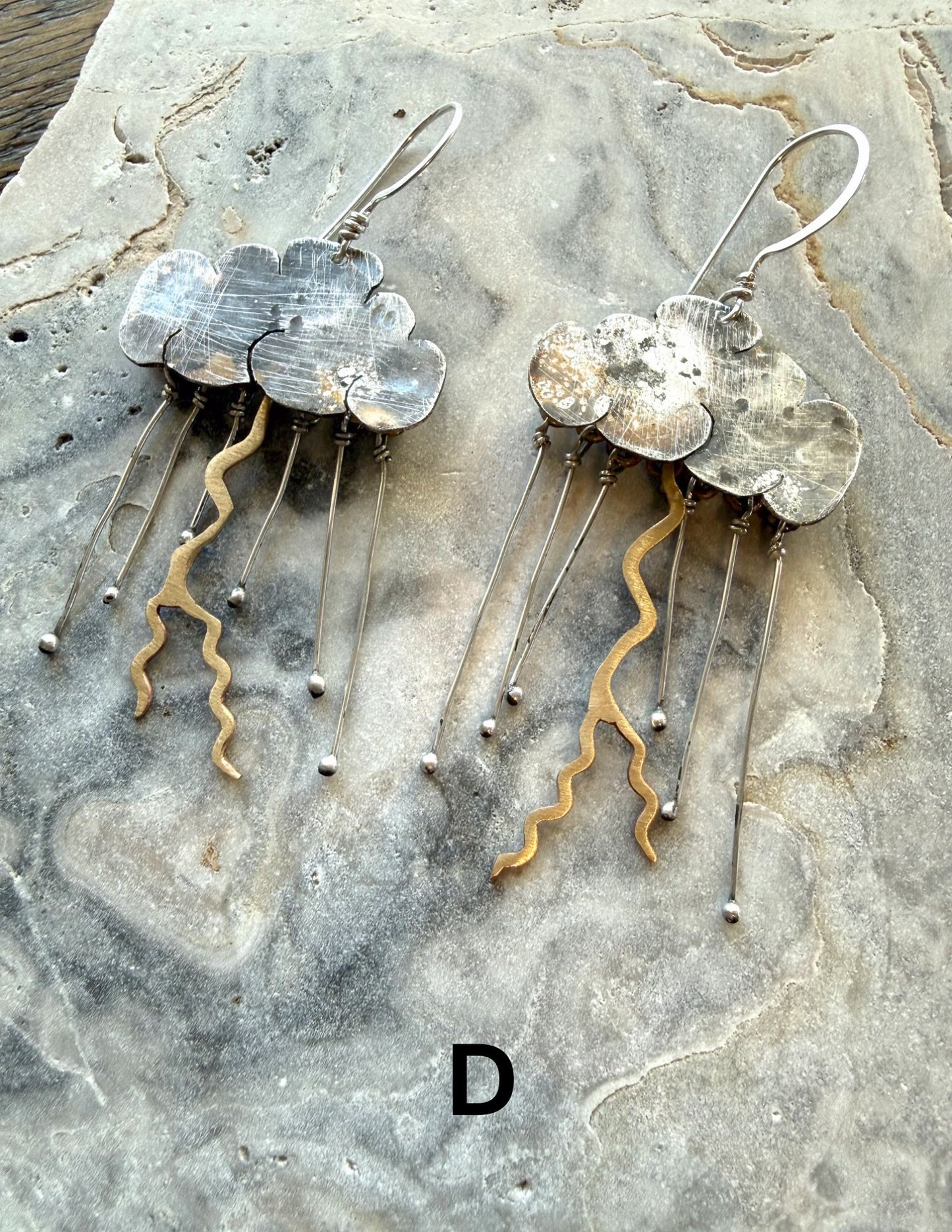 Neoancient  Lluvia y Rayo Earrings