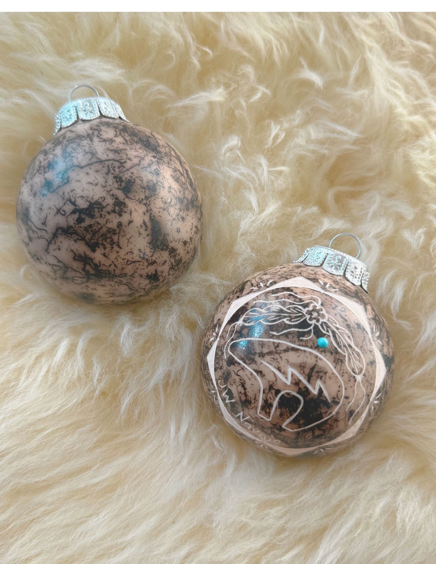 Navajo Made Handpainted Horsehair Clay Ornaments - Bear(Shash) 2 PACK