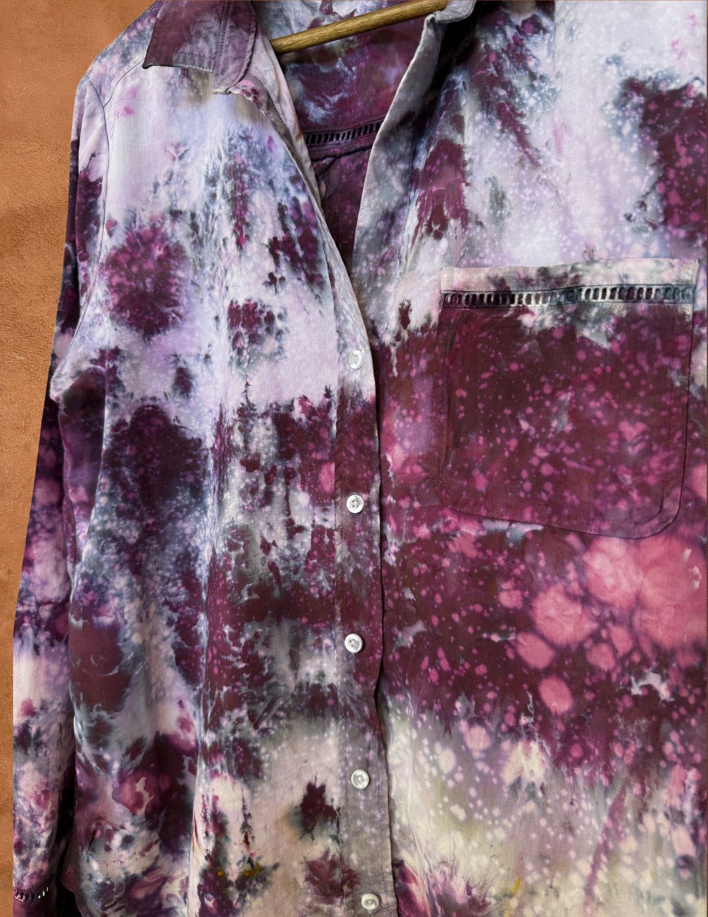 Upcycled Vintage  Shirt 42 x 28