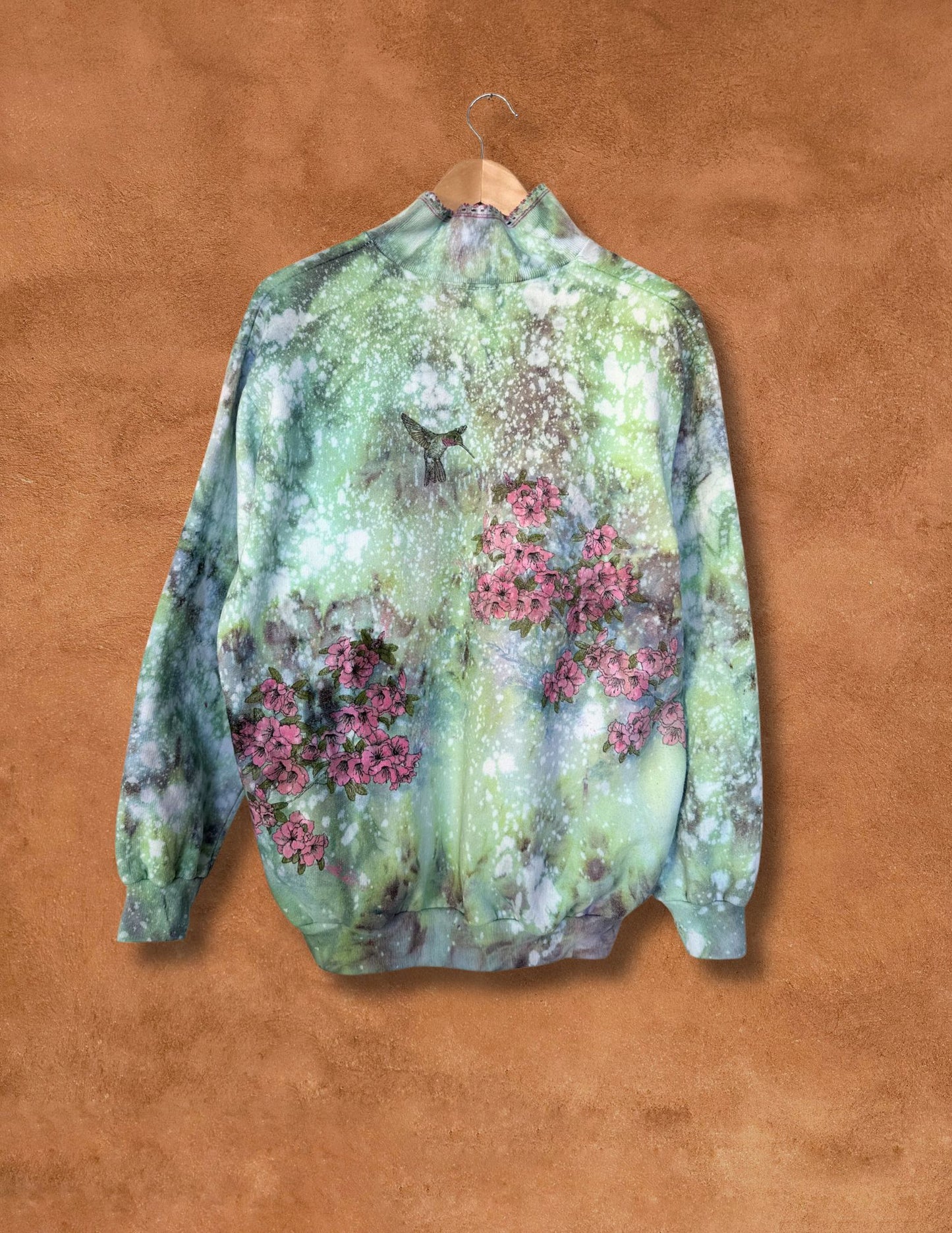 Upcycled Vintage 80s Hummingbird Sweatshirt 46 x 28