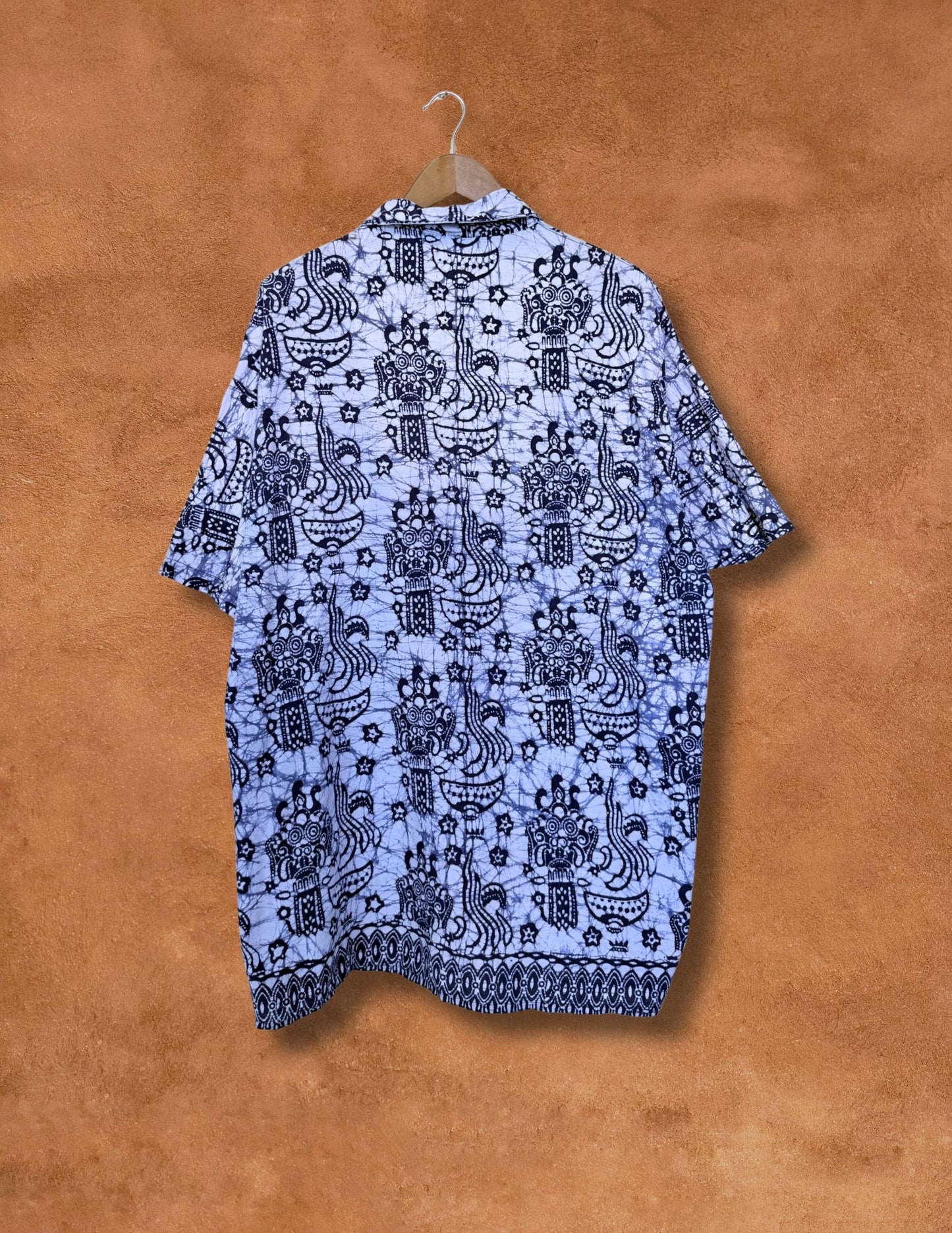 Vintage 70s Batik Shirt 52 x 31