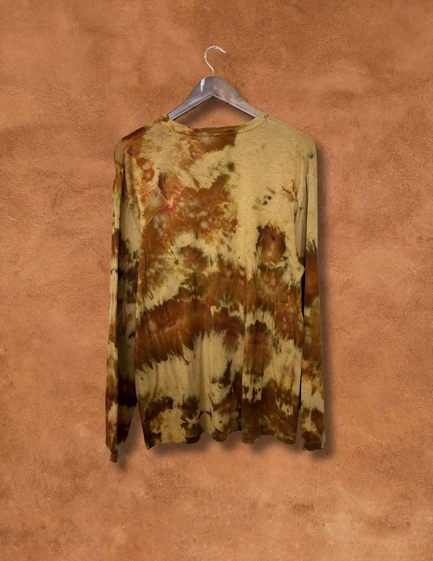 Upcycled Vintage Hand dyed Tee 44 x 29