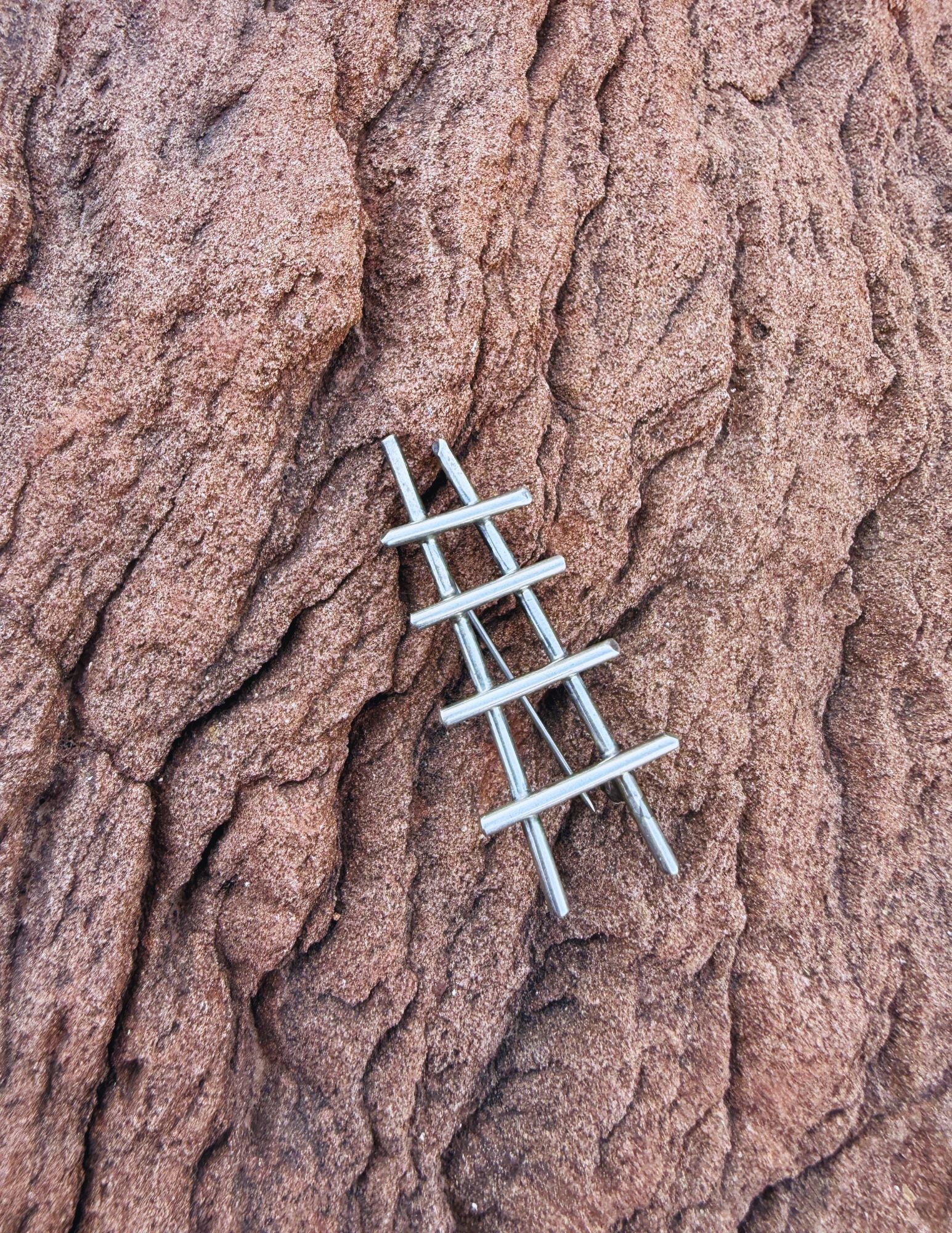 🤎 Vintage Sterling Silver Ladder to the Sky Pin
