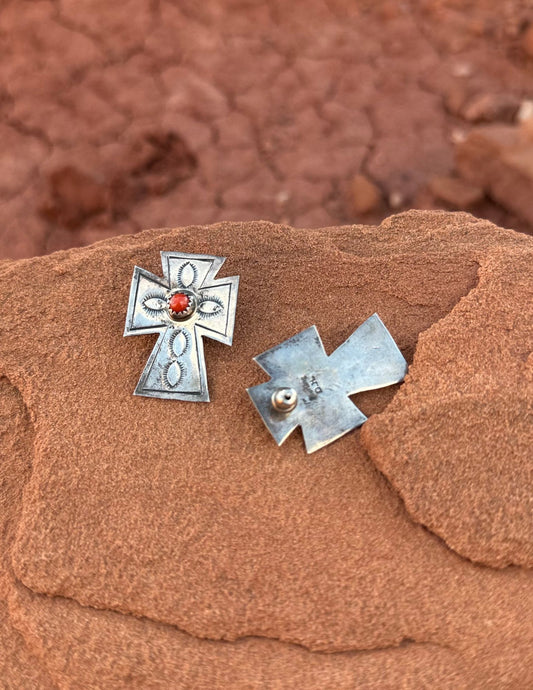 🤎 Vintage Southwest Cross Sterling Silver Coral Stud Earrings