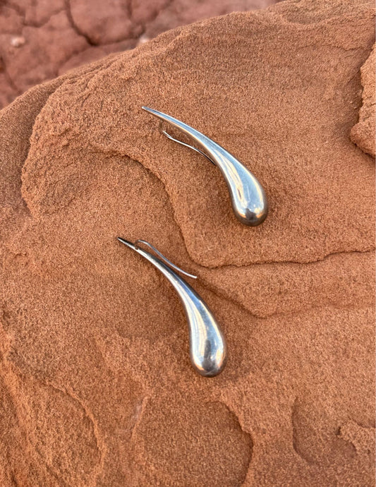 🤎 Vintage Elsa Peretti Sterling Silver Teardrop Pierced Earrings