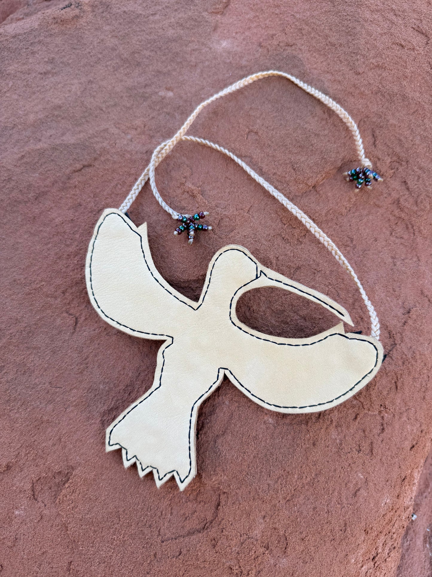 Hummingbird (Dá’itii’hi’) Necklace — Johnny Hendry