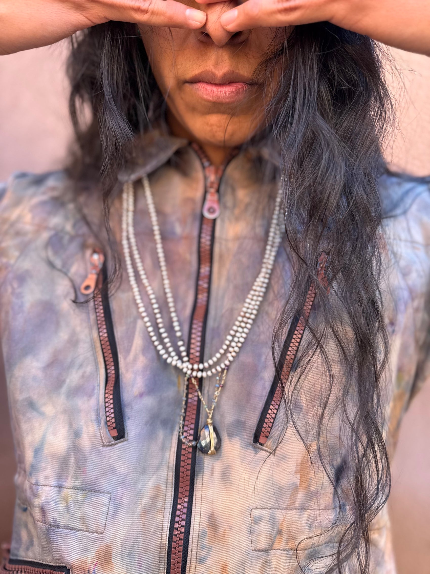 🤎 Vintage Labradorite, Sugilite, Garnet and Mother of Pearl Hand Strung Necklace