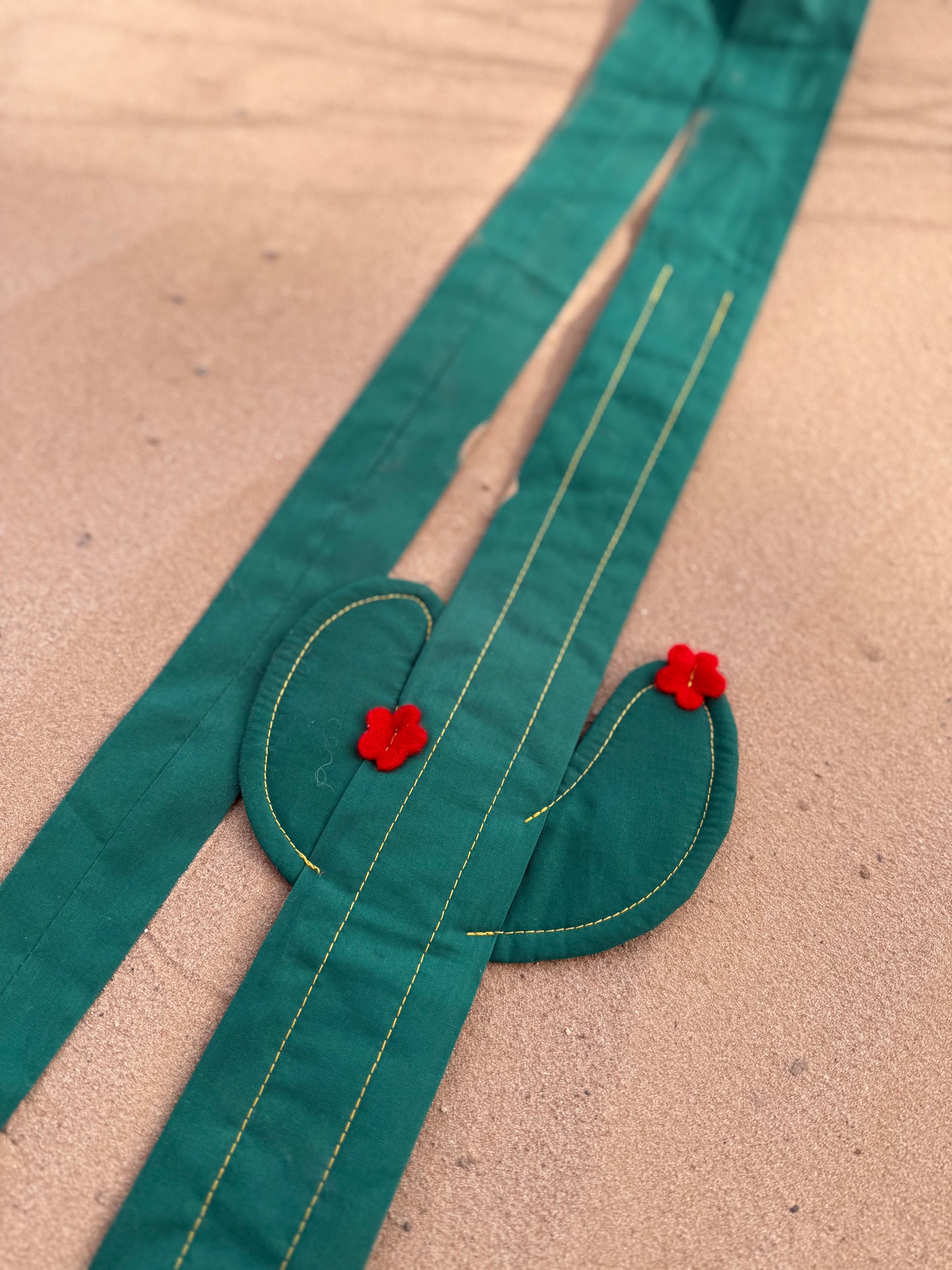 Vintage Cact-Tie
