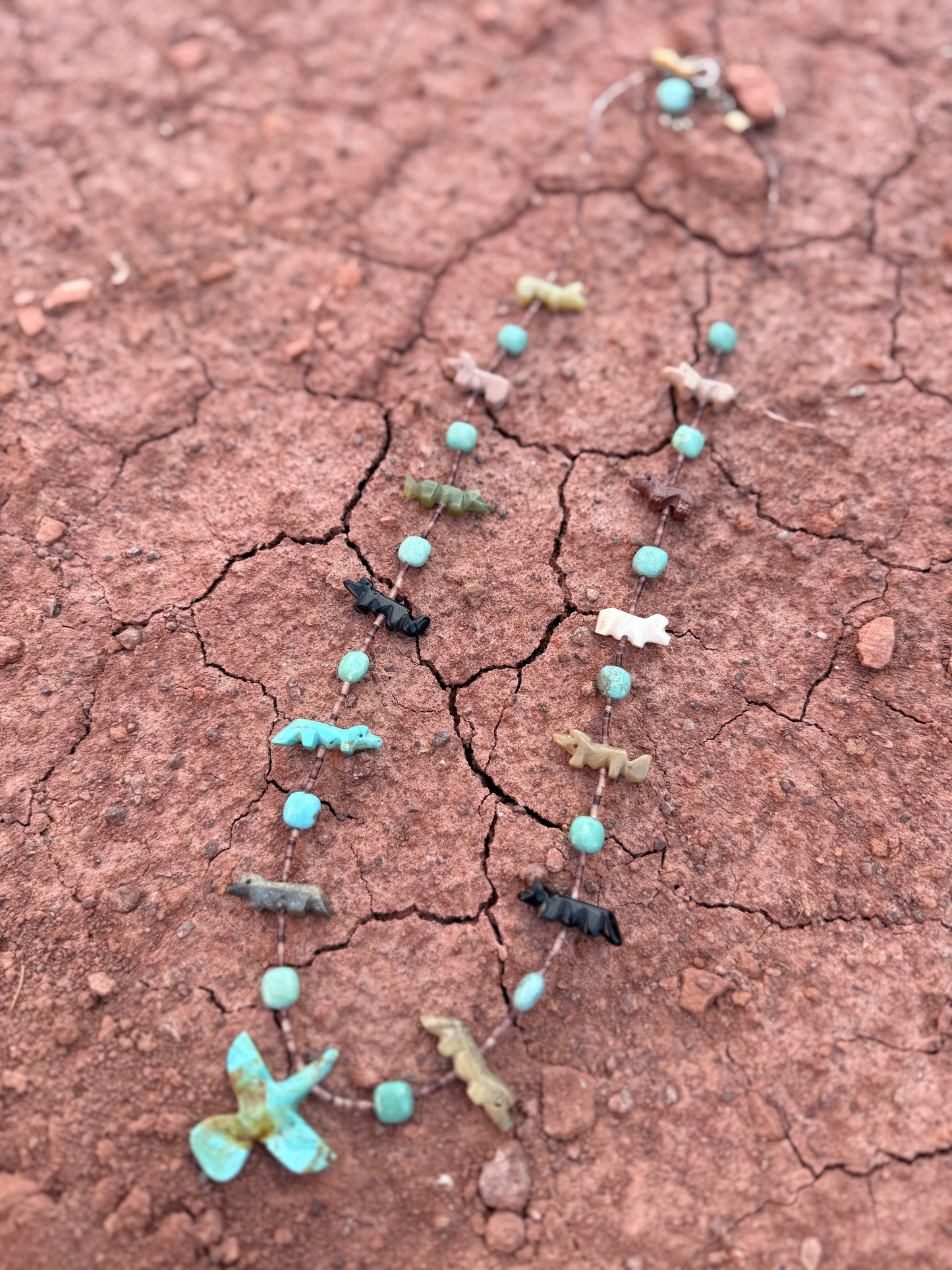 🤎 Vintage Carved Fetish & Heishi Necklace
