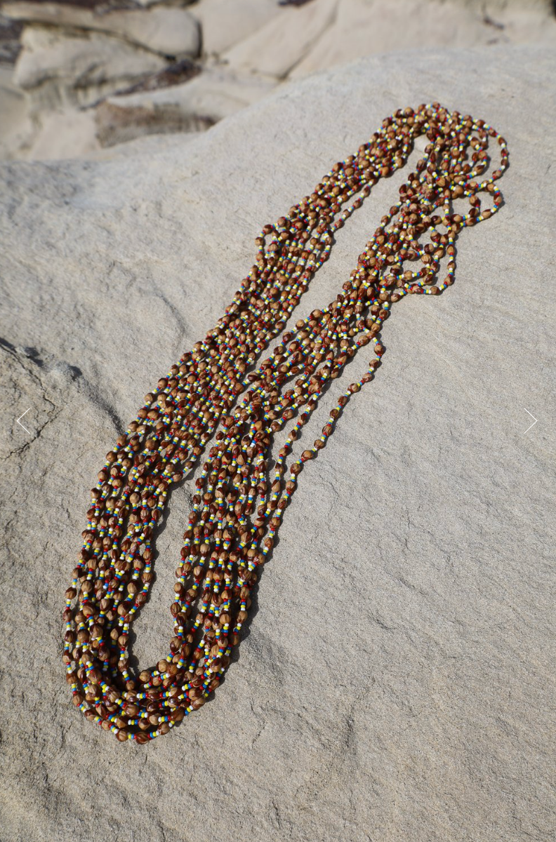 Navajo Made Juniper berries Bead Yoo’ (Necklace)- Multicolor